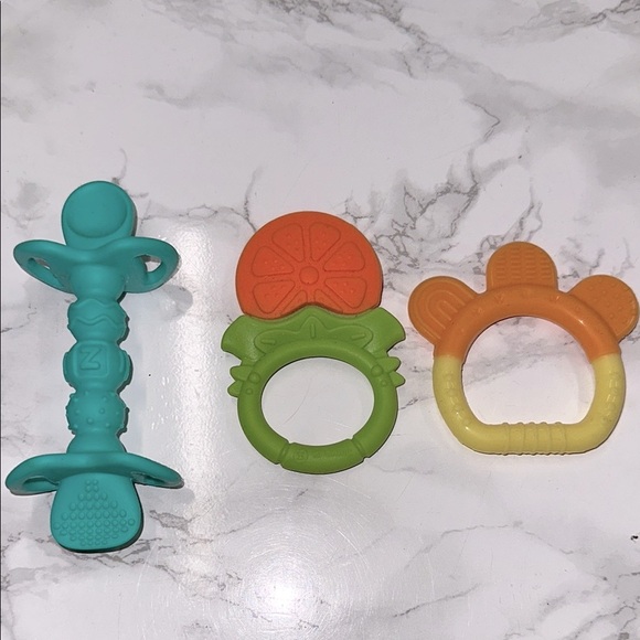 Colorful Baby Teething Toys Set - Picture 2 of 3
